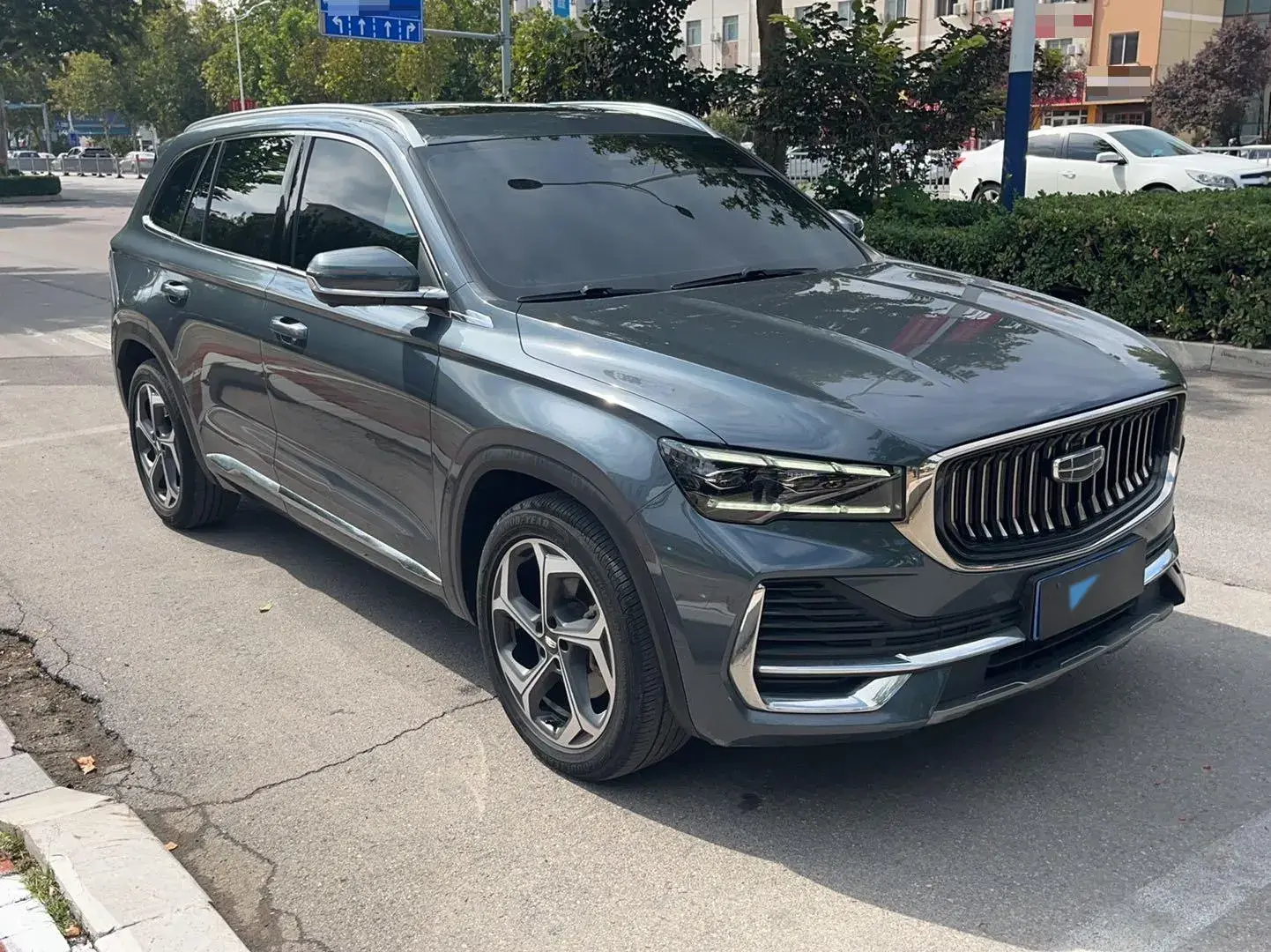 2021 GEELY MONJARO thumbnail 3