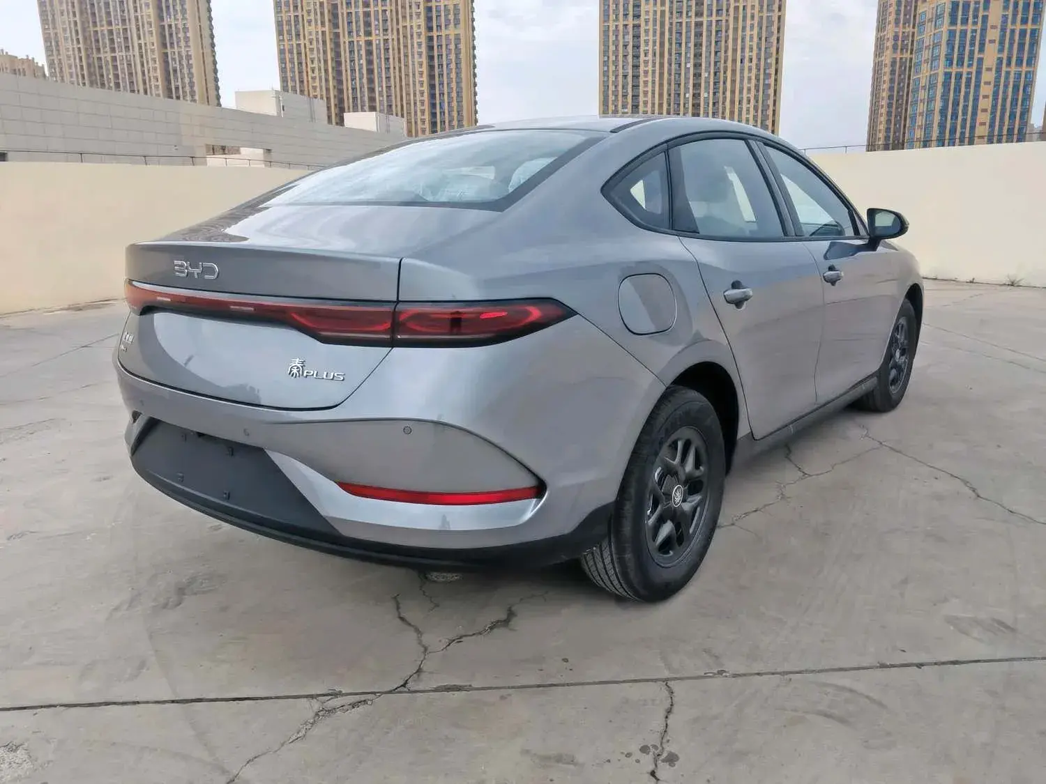 2025 BYD QIN thumbnail 3