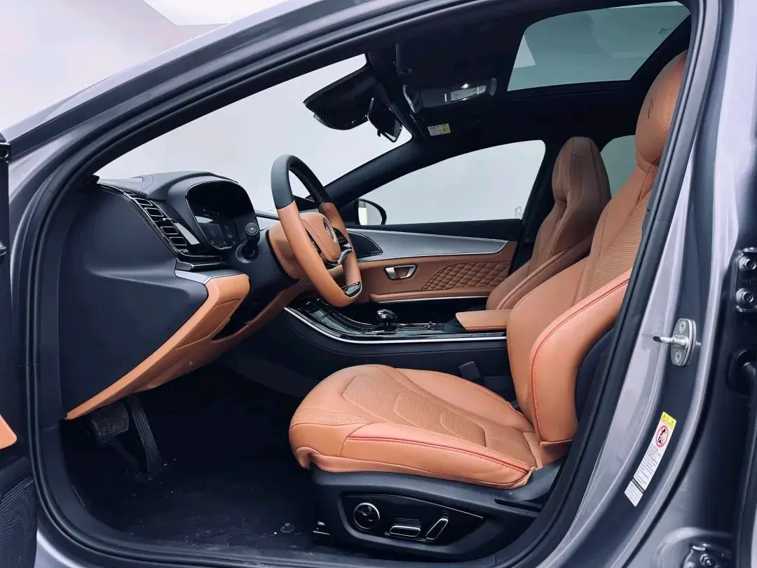 2022 BYD HAN thumbnail 4