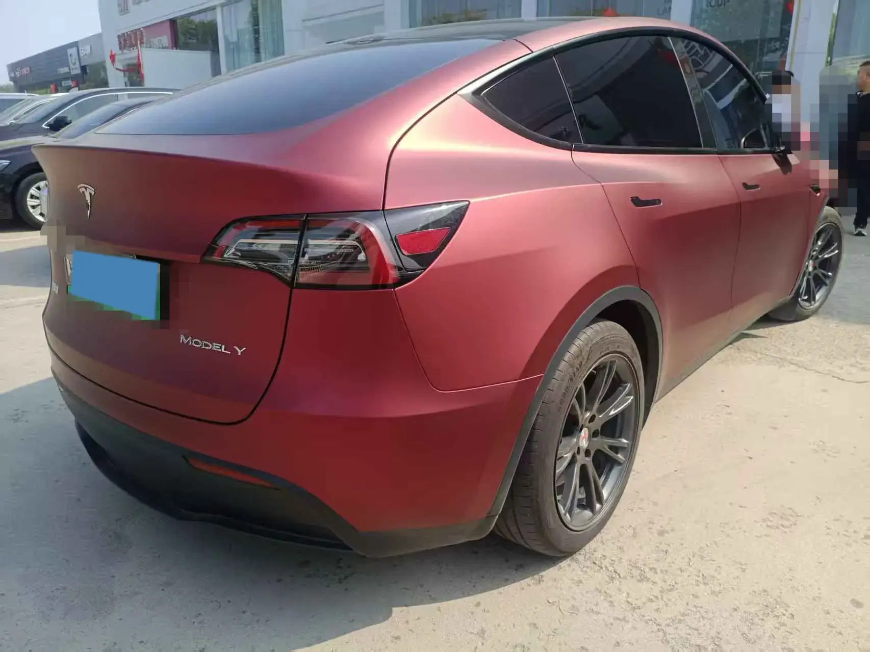 2024 TESLA MODEL thumbnail 3