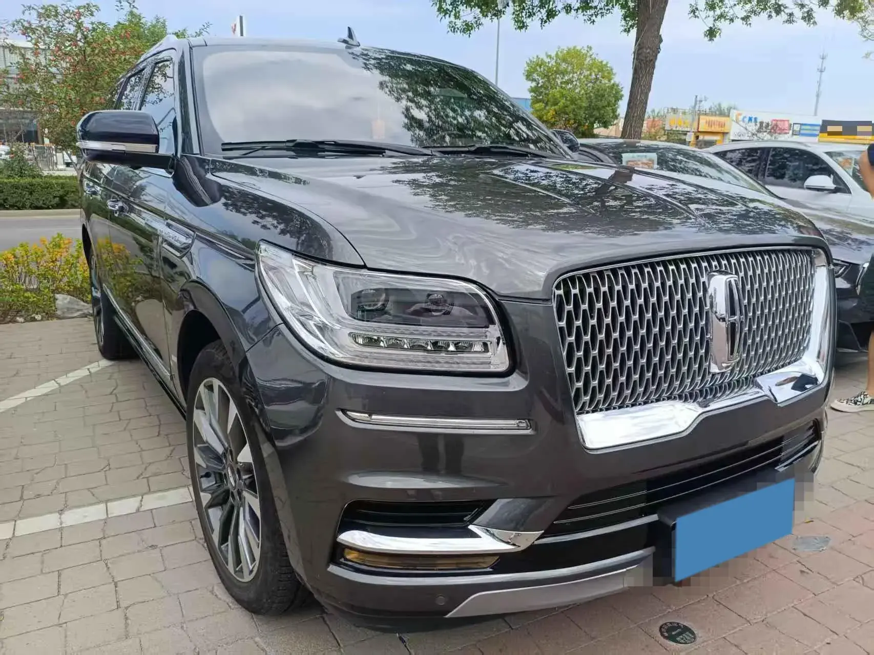 2018 LINCOLN NAVIGATOR thumbnail 2