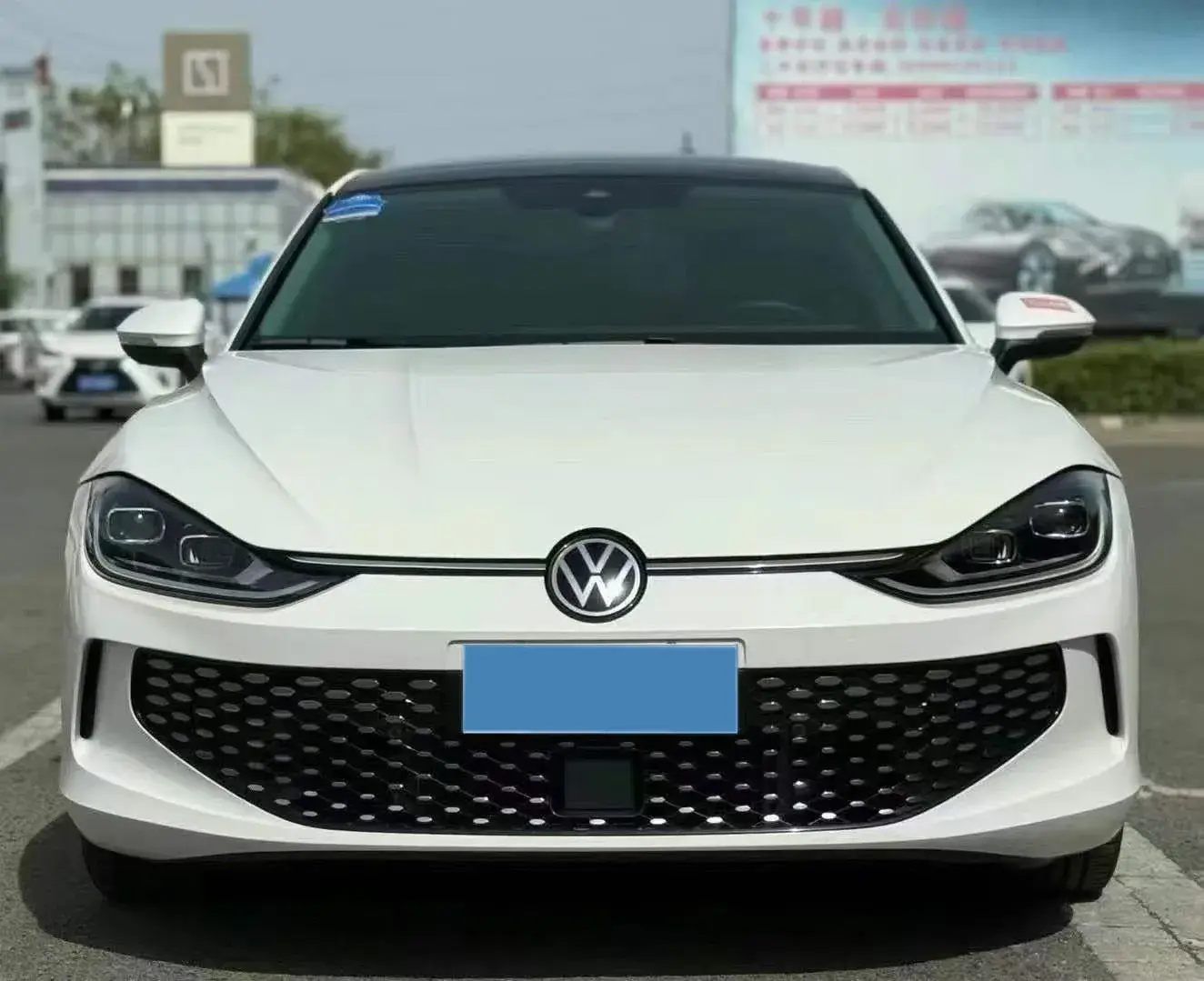 2023 VOLKSWAGEN LAMANDO thumbnail 2