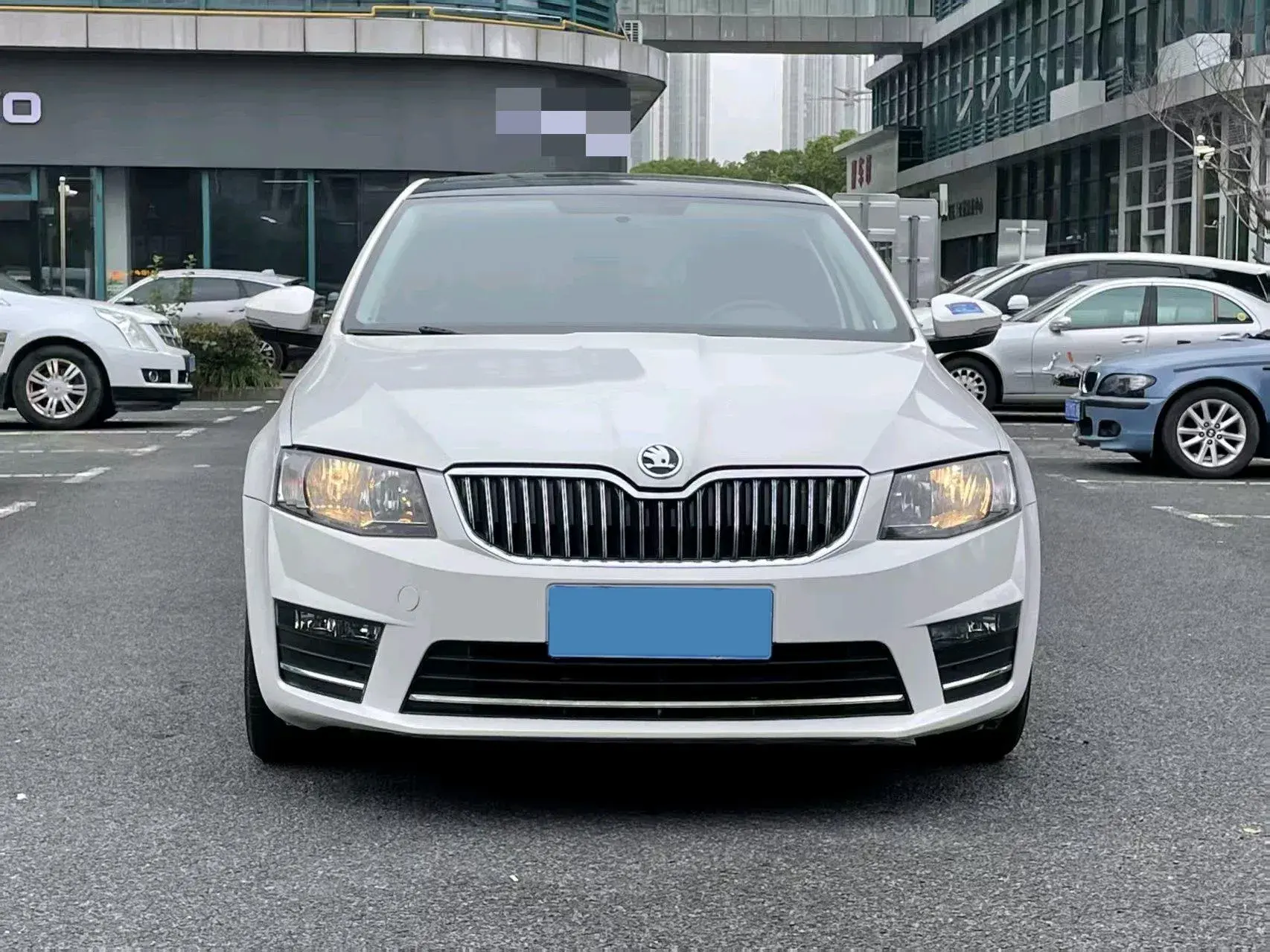 2017 SKODA OCTAVIA thumbnail 2