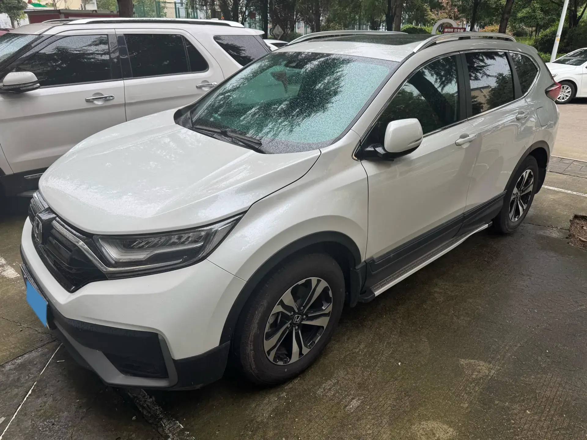 2021 HONDA CR-V view 1