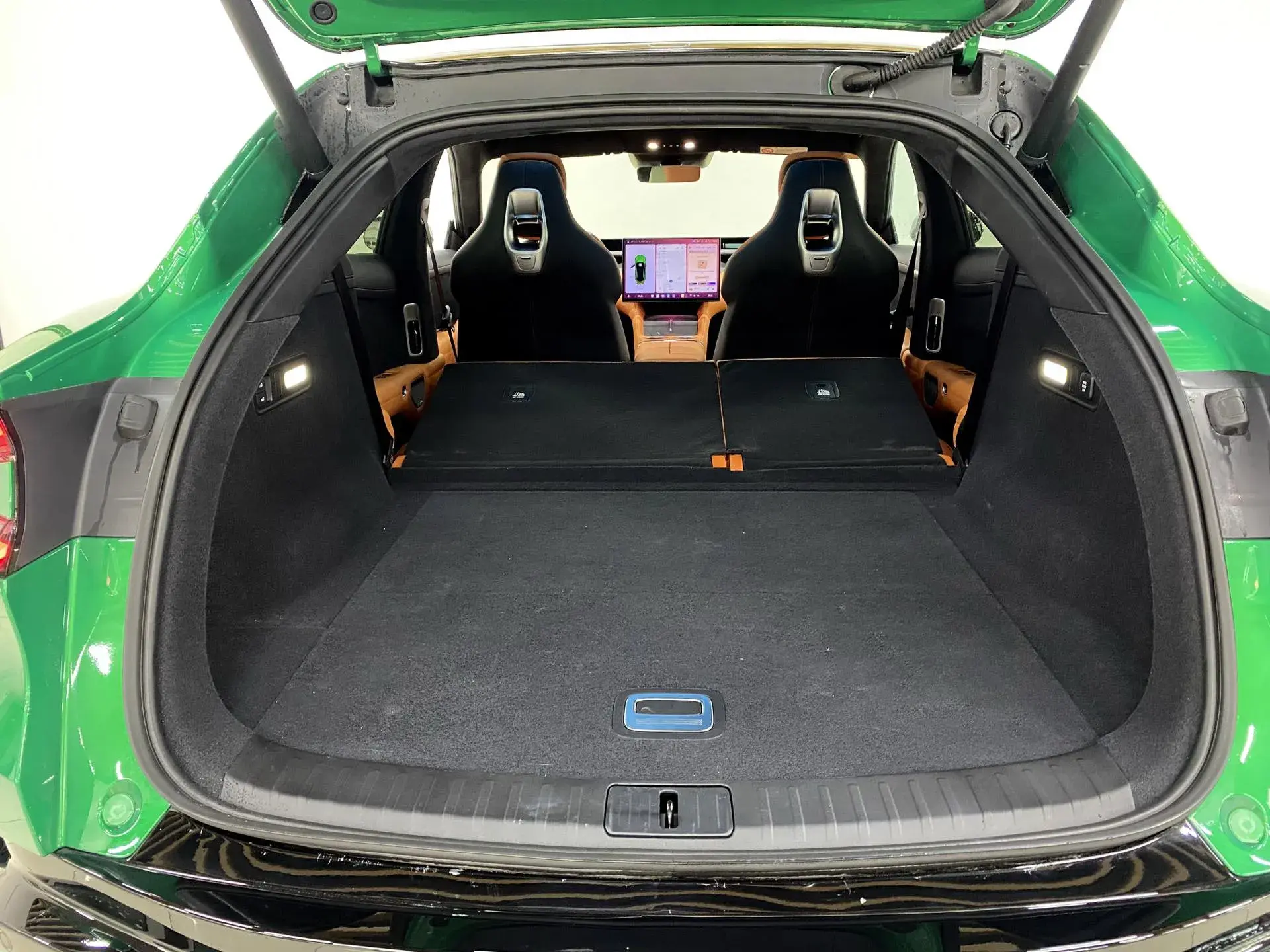 2025 MI YU7 thumbnail 4