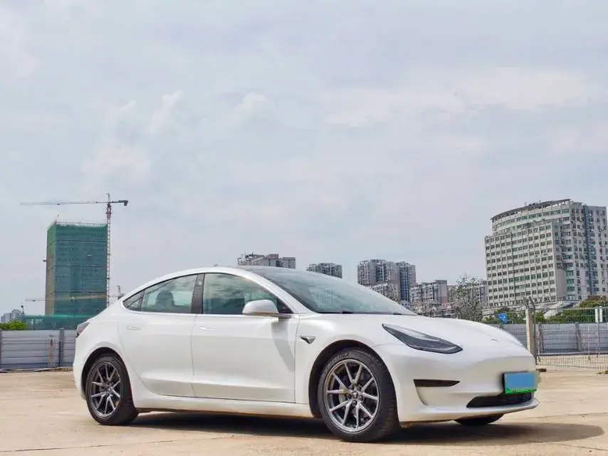 2020 TESLA MODEL thumbnail 3