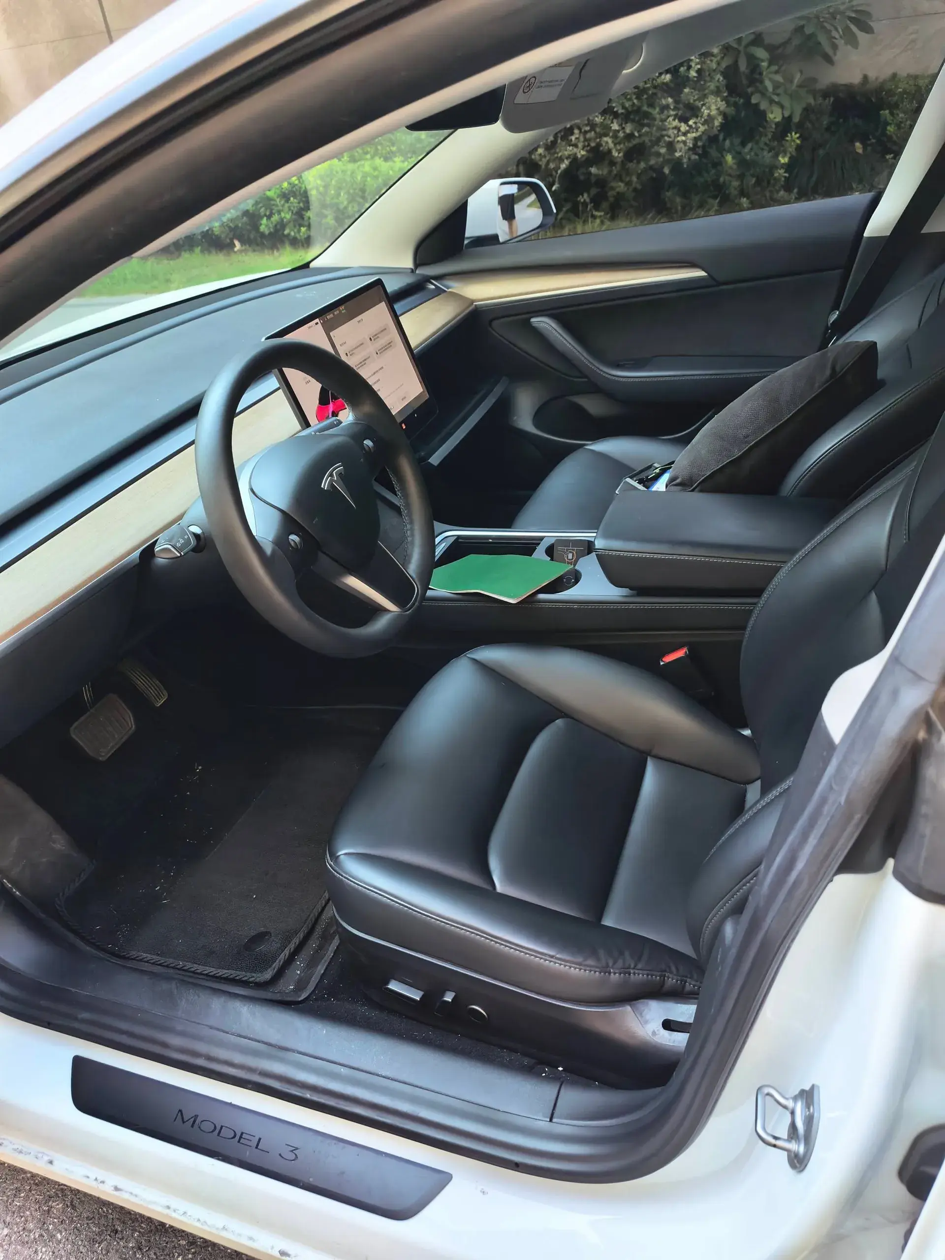 2021 TESLA MODEL thumbnail 3