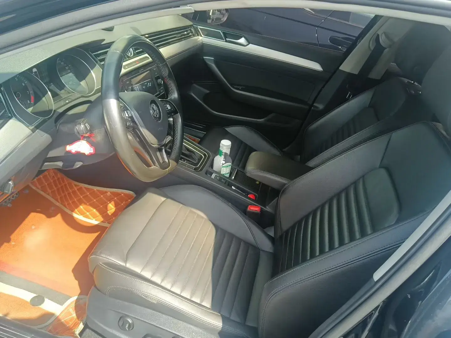 2018 VOLKSWAGEN MAGOTAN thumbnail 3