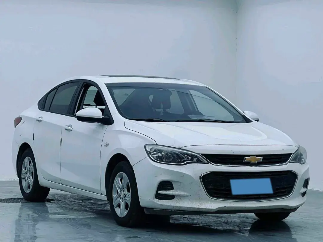 2019 CHEVROLET CAVALIER thumbnail 3