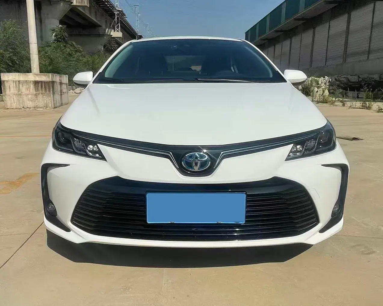 2021 TOYOTA COROLLA thumbnail 2