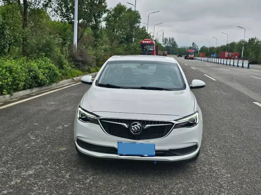 2021 BUICK EXCELLE thumbnail 2