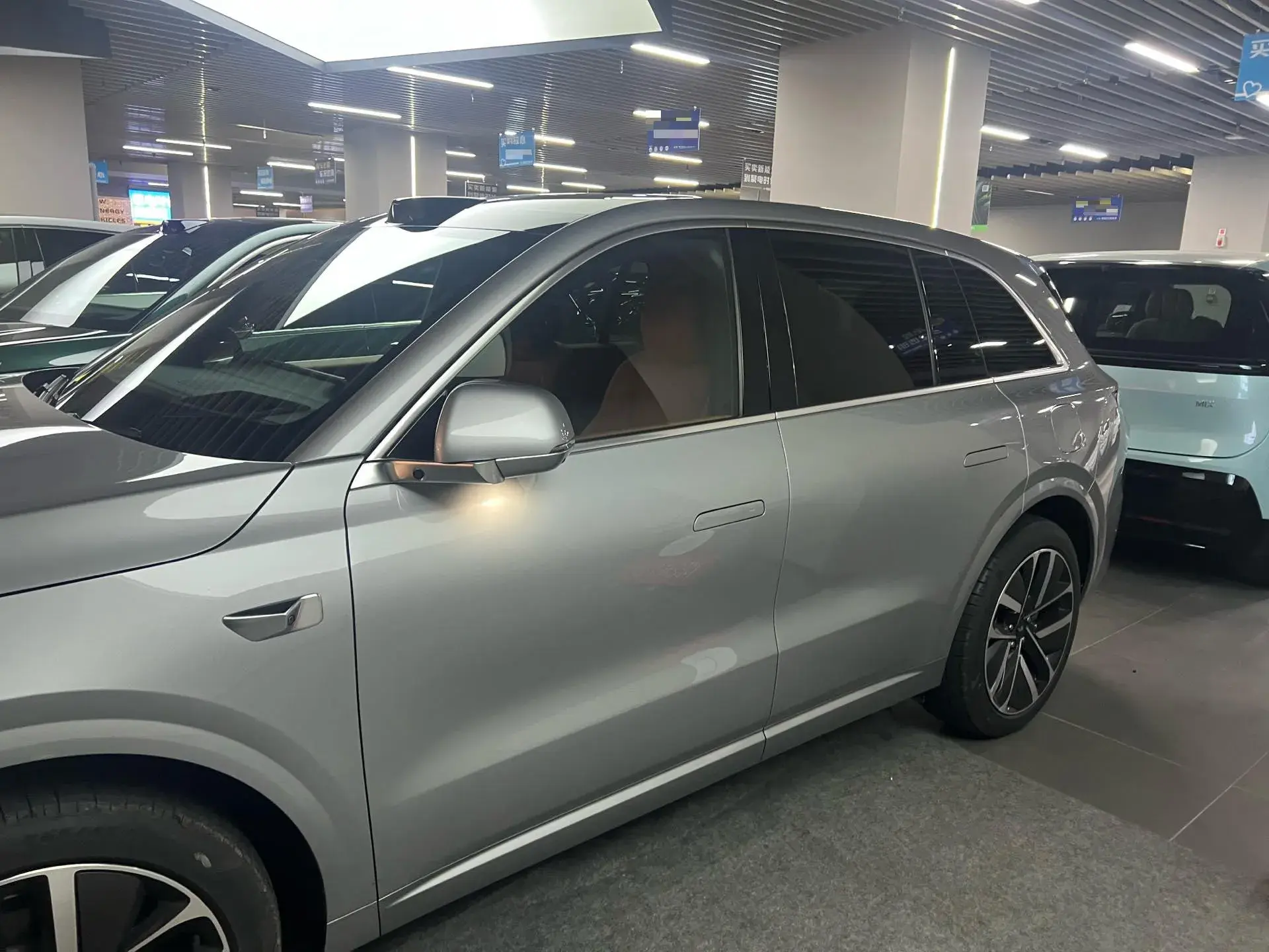 2024 LI L6 thumbnail 3