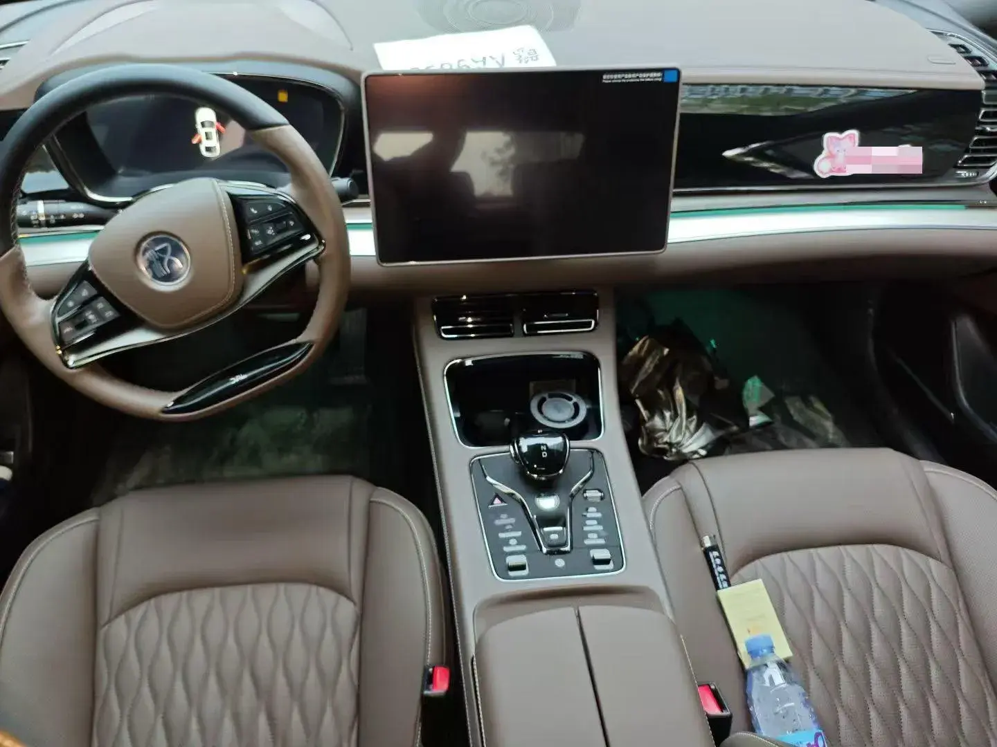 2025 BYD HAN thumbnail 4