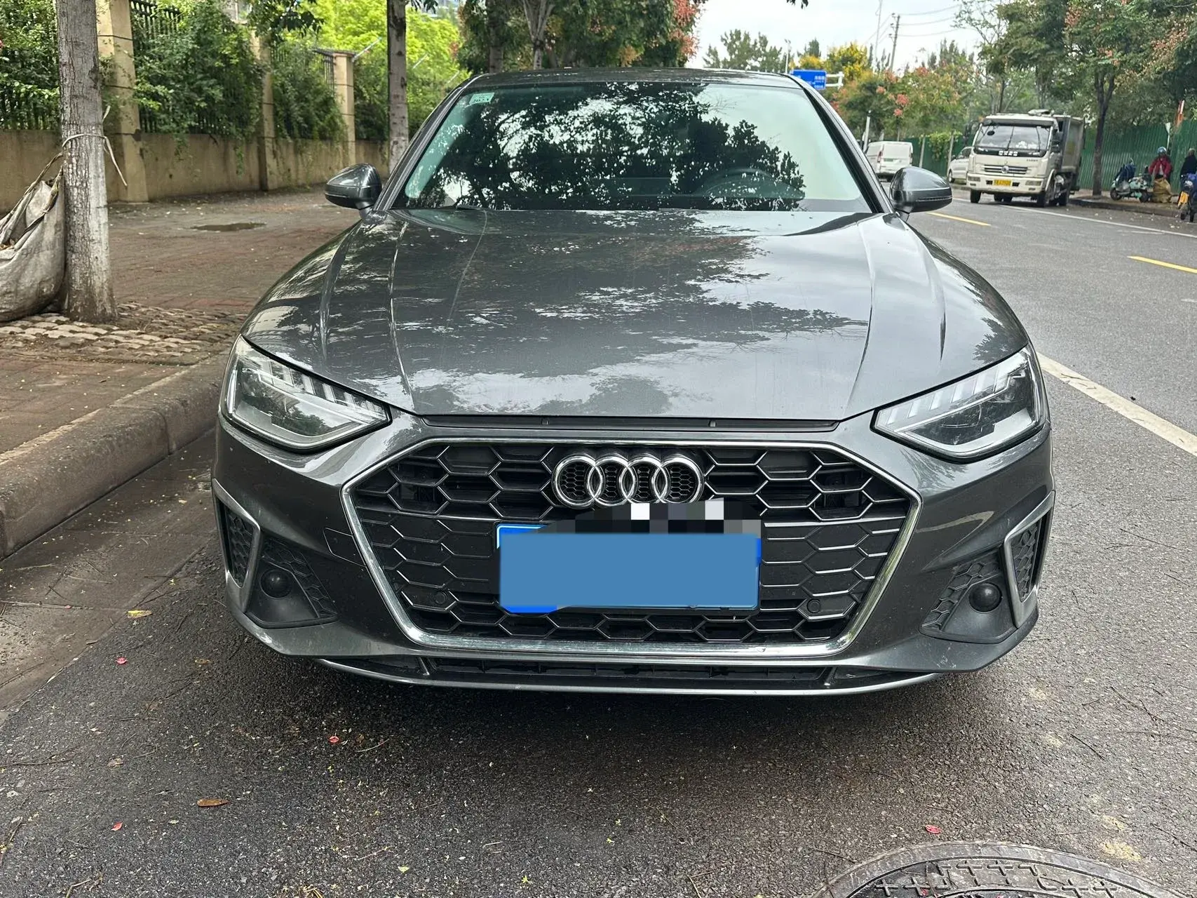 2020 AUDI A4L thumbnail 2