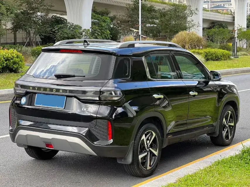 2021 HYUNDAI IX35 thumbnail 3