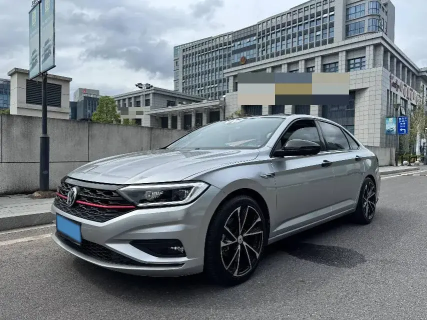 2020 VOLKSWAGEN SAGITAR view 1