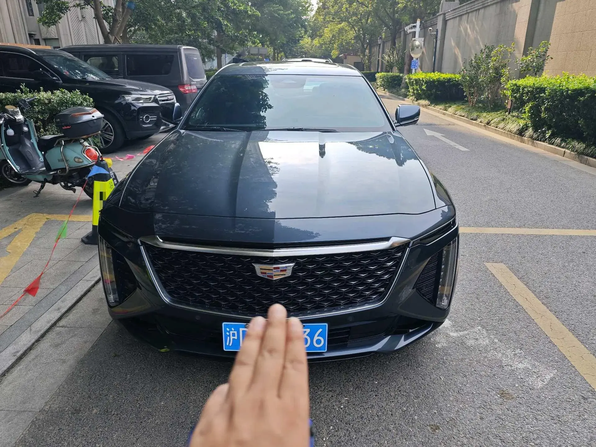 2023 CADILLAC CT6 thumbnail 2