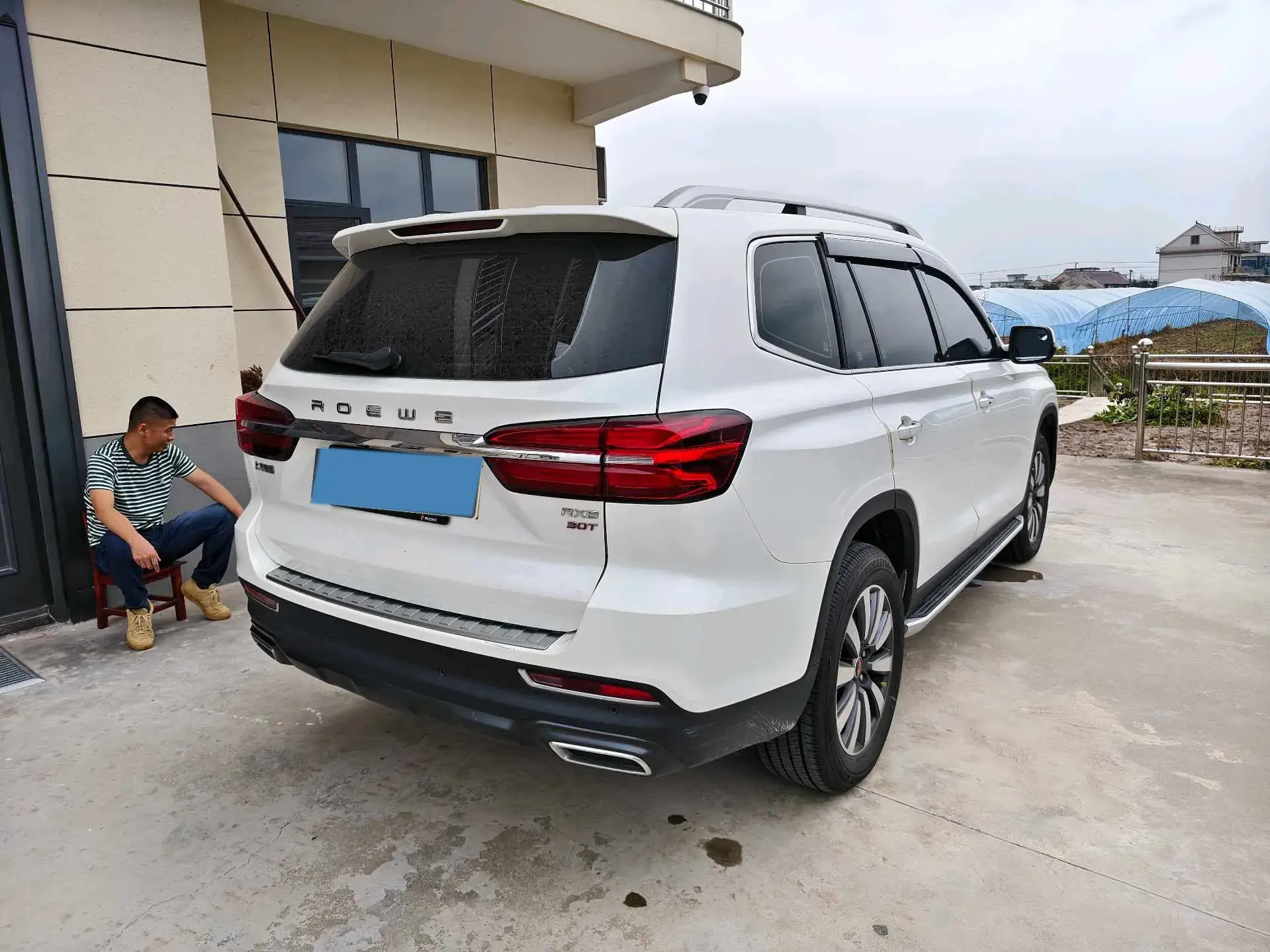 2019 ROEWE RX8 thumbnail 4