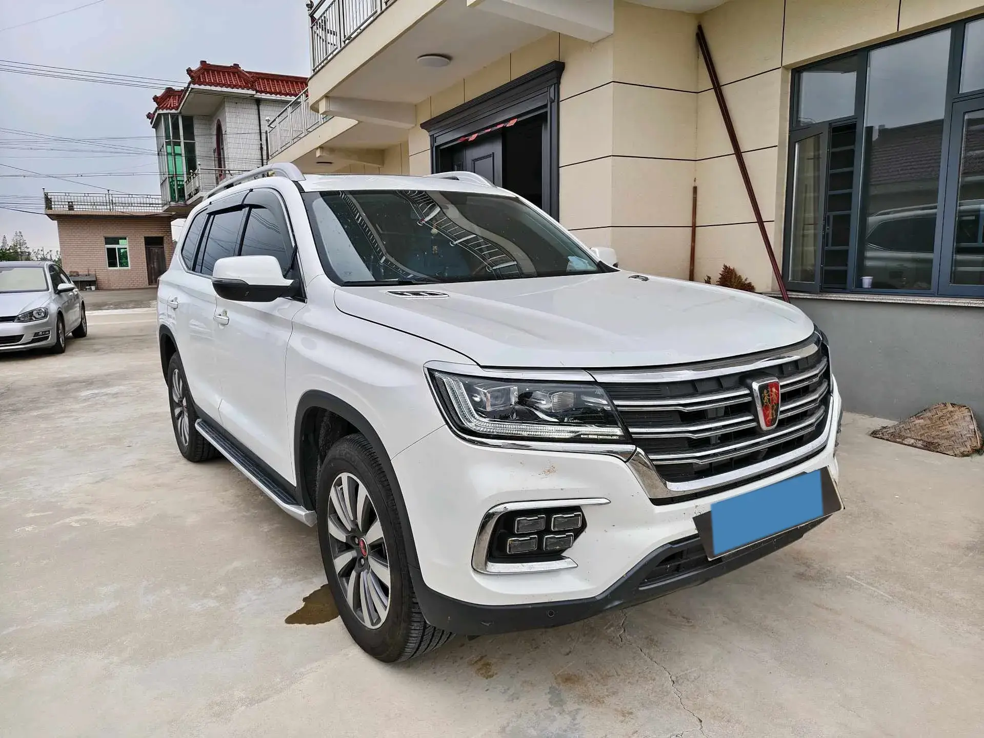 2019 ROEWE RX8 thumbnail 3