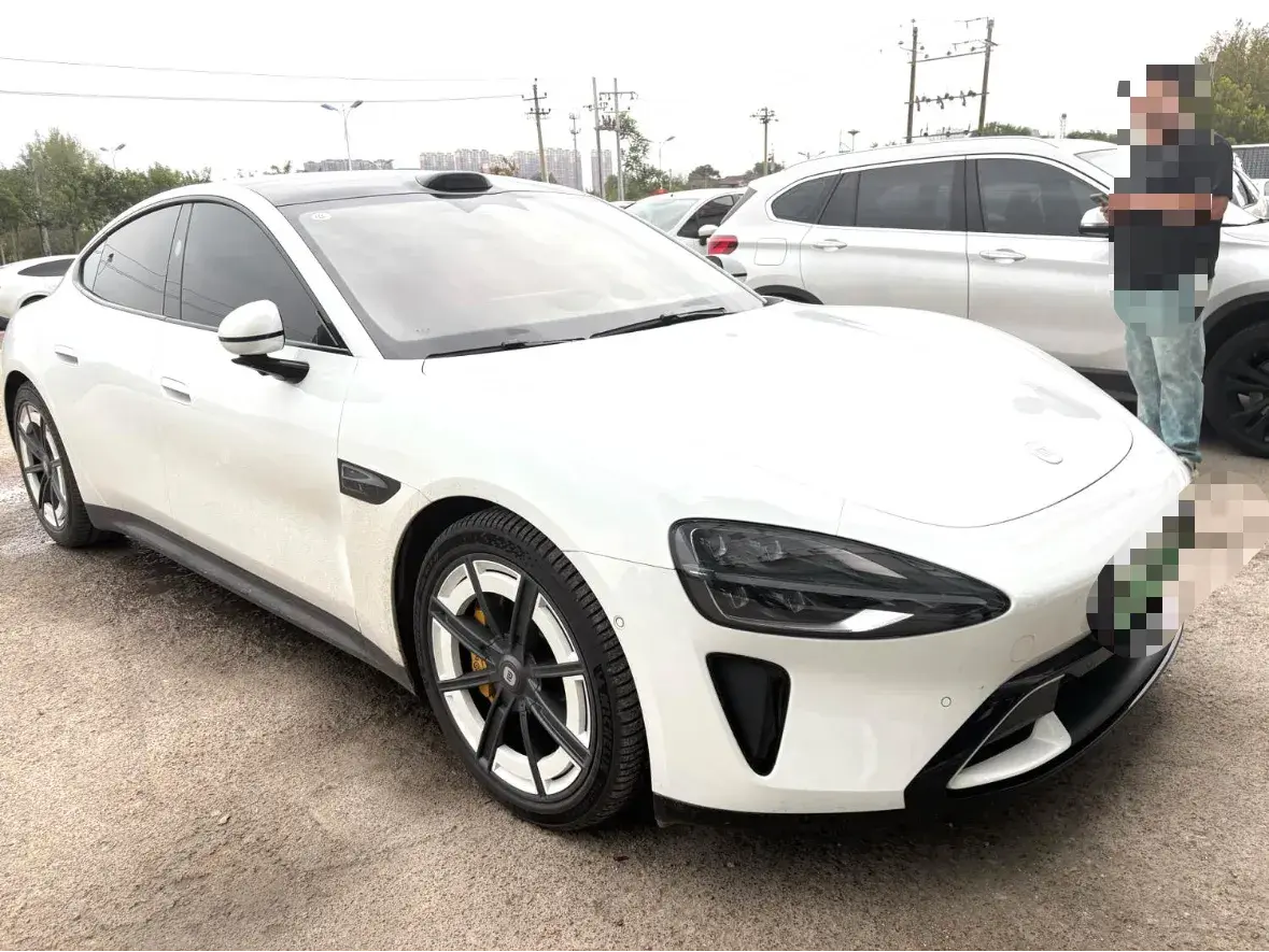 2024 MI SU7 thumbnail 2