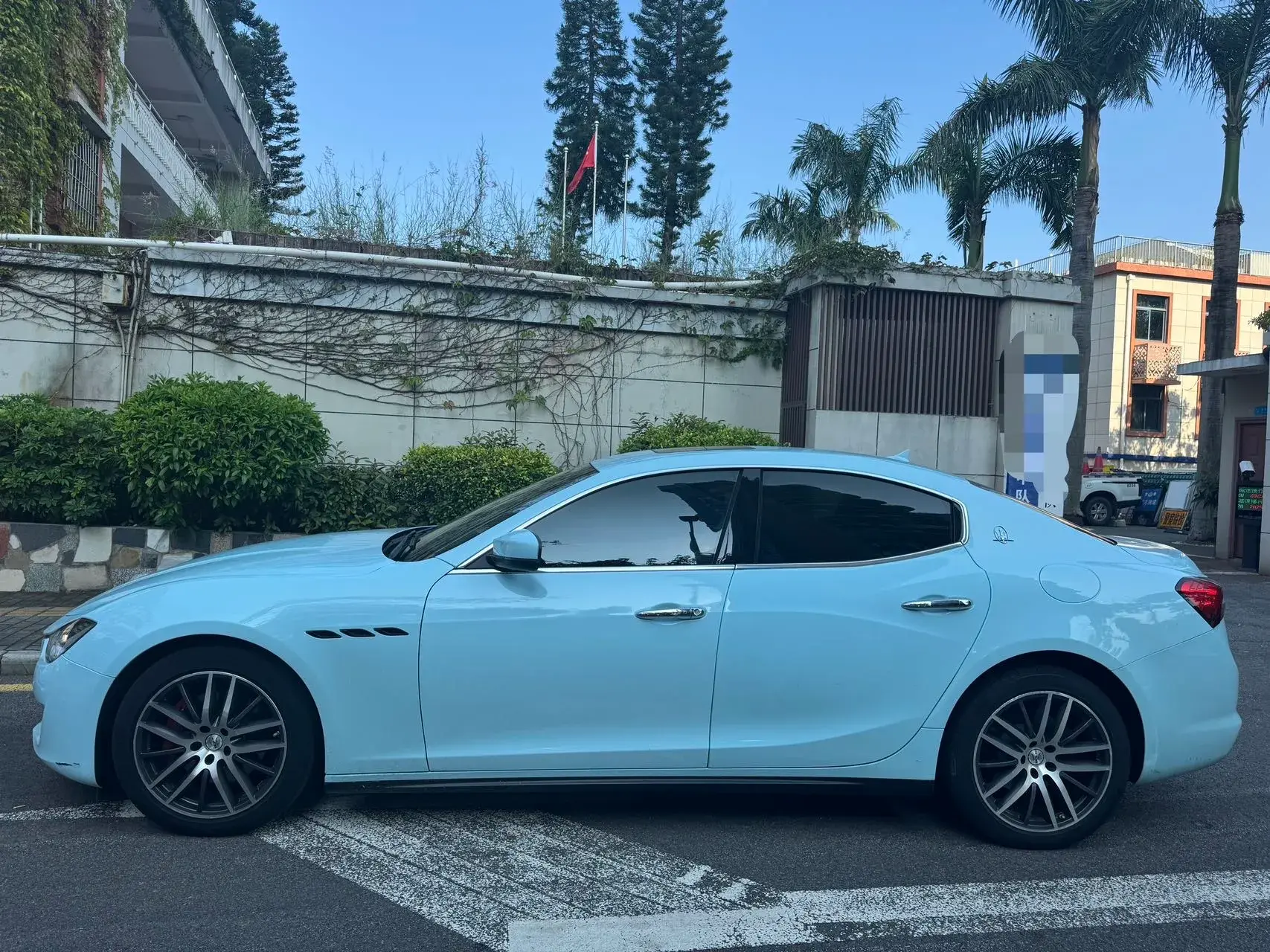 2021 MASERATI GHIBLI thumbnail 3