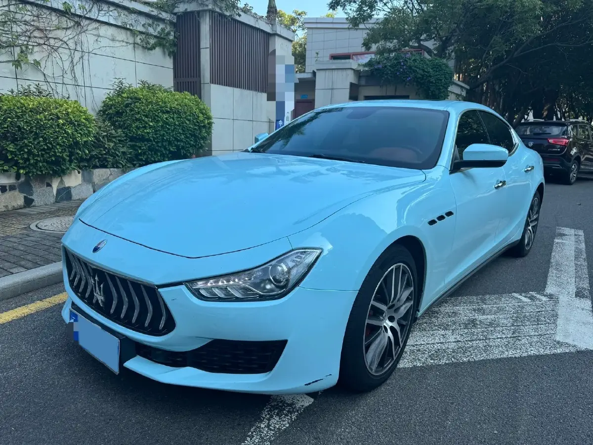 2021 Maserati Ghibli 2.0T 330HP L4 8AT
