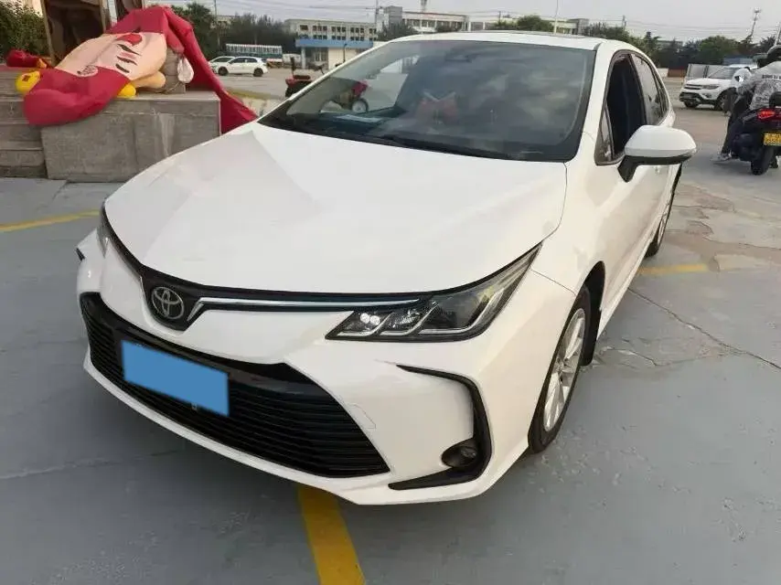 2021 TOYOTA COROLLA view 1