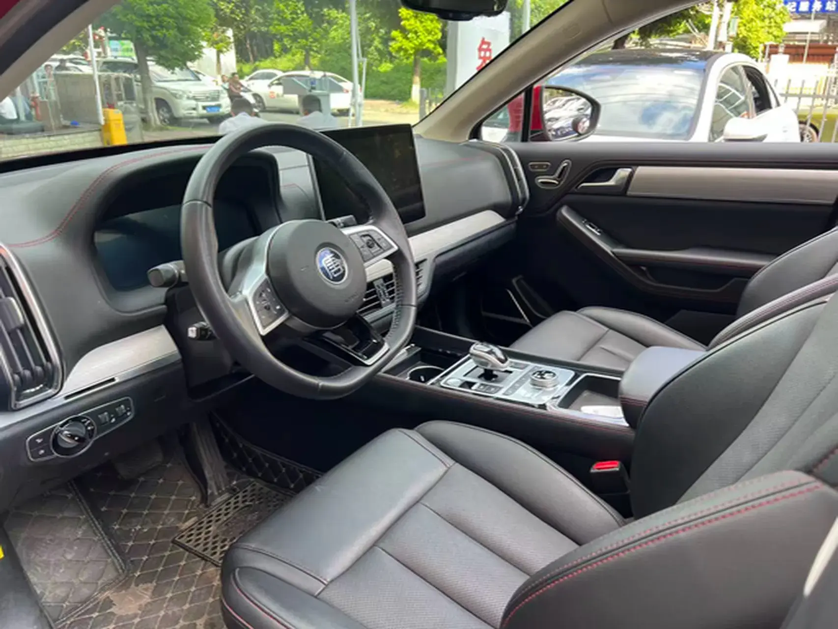 2018 BYD TANG thumbnail 4