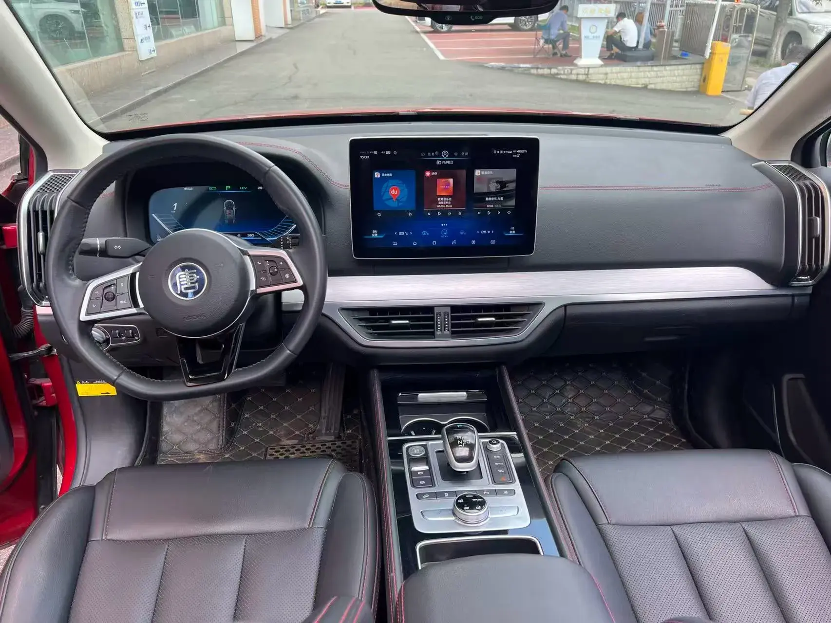 2018 BYD TANG thumbnail 2