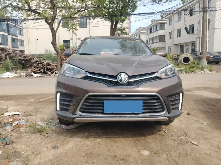 2017 MG GS thumbnail 2