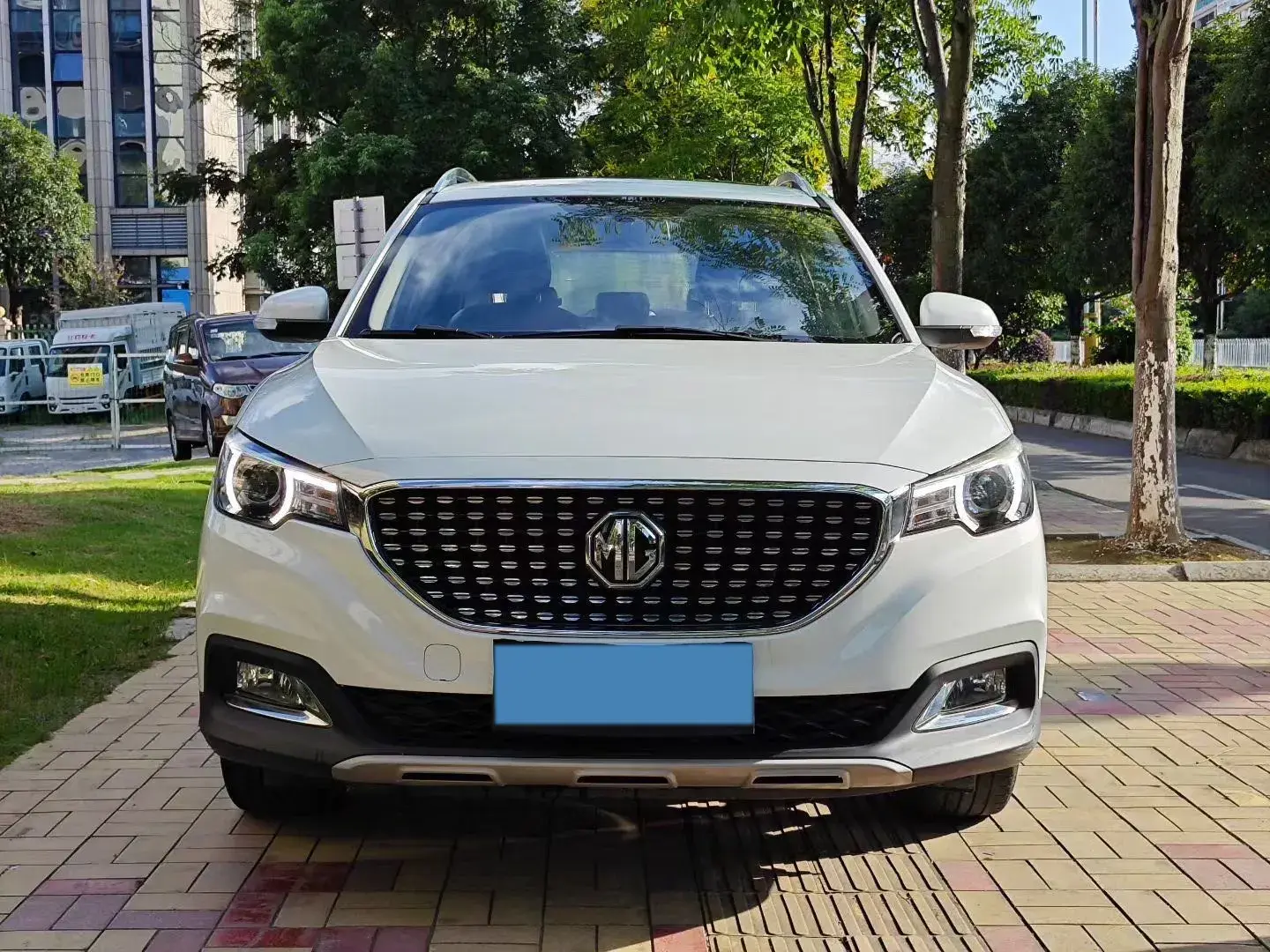 2018 MG ZS thumbnail 4