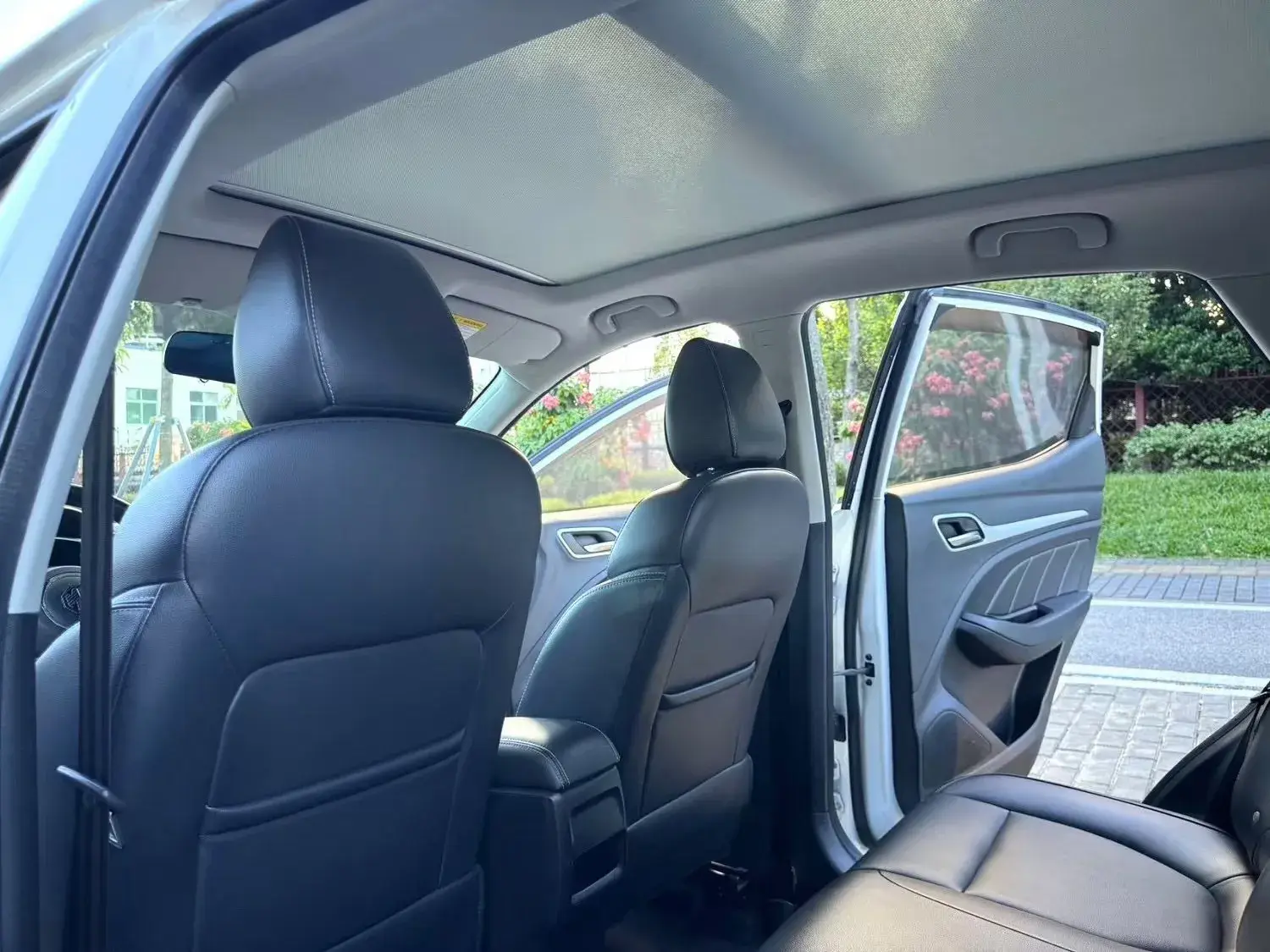 2018 MG ZS thumbnail 2