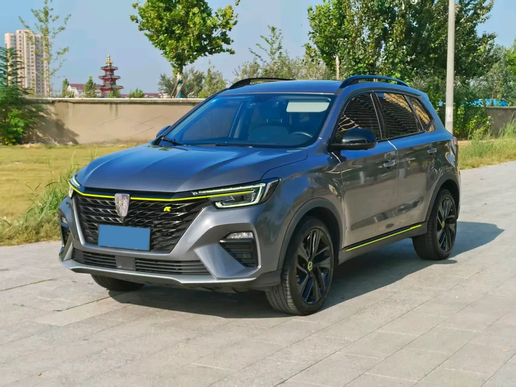 2020 ROEWE RX5 view 1
