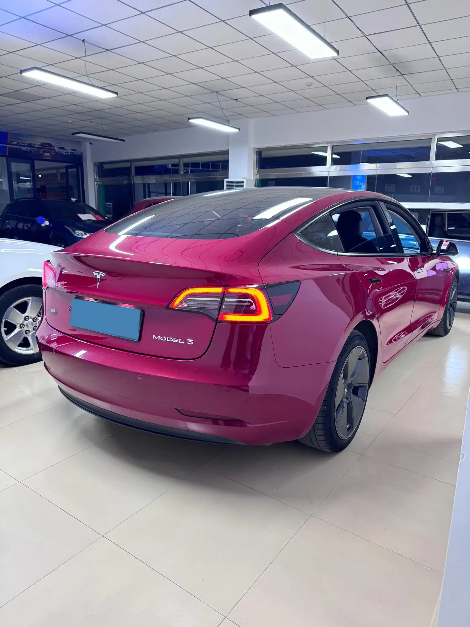 2021 TESLA MODEL thumbnail 4