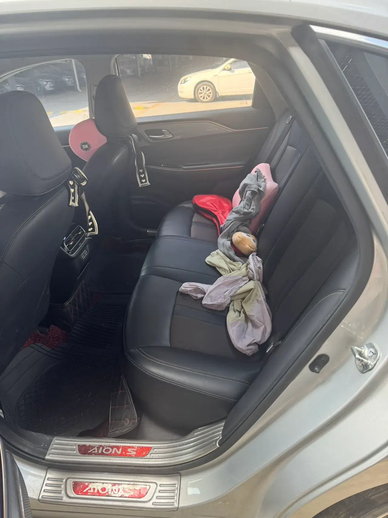 2019 AION S thumbnail 3