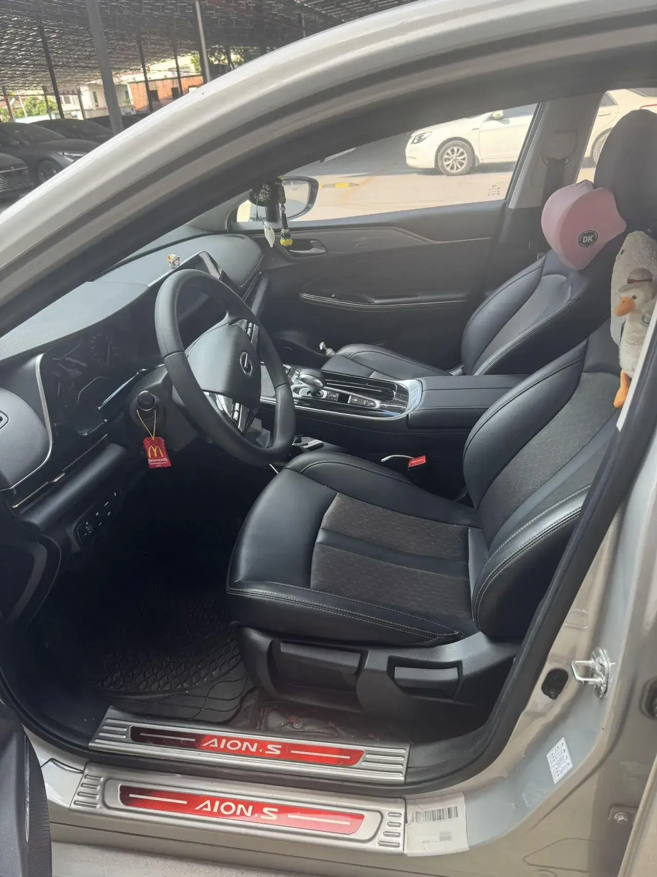 2019 AION S thumbnail 2