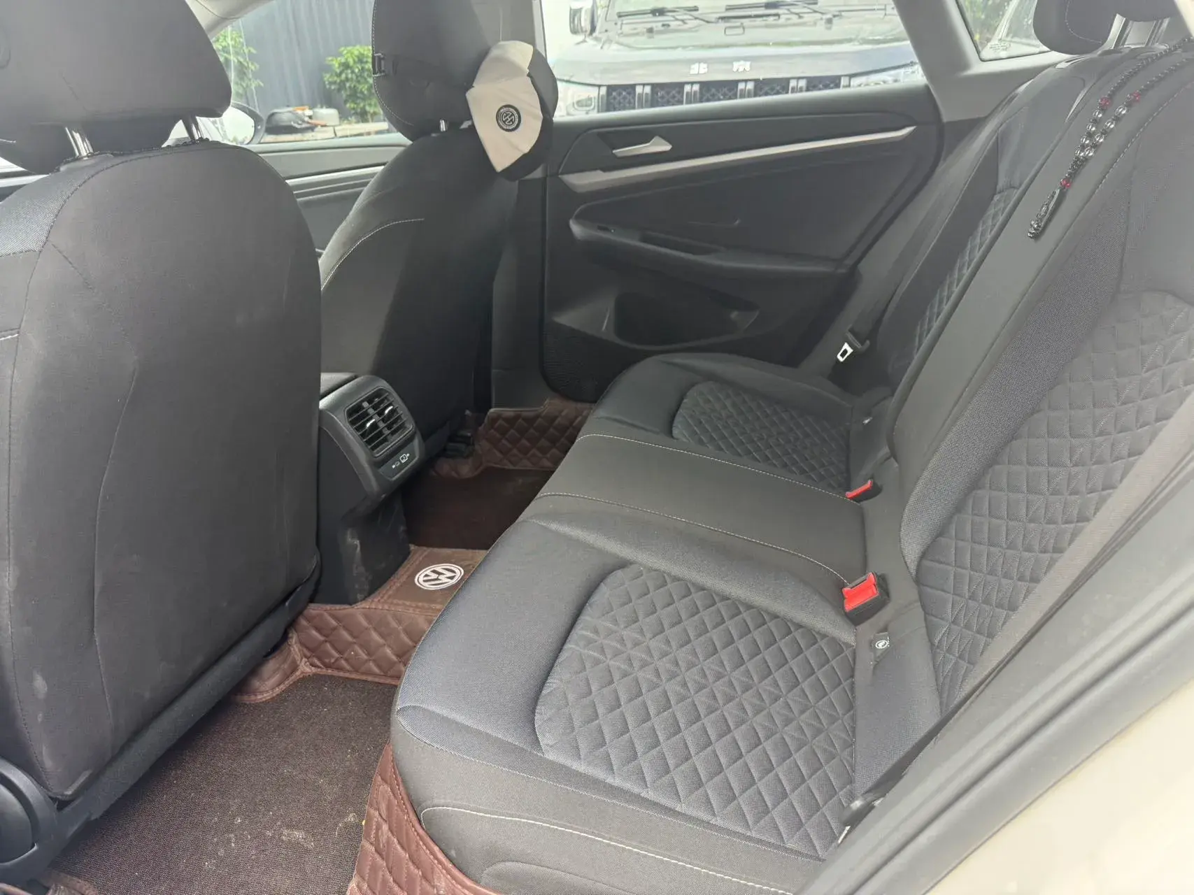 2022 VOLKSWAGEN LAMANDO thumbnail 3