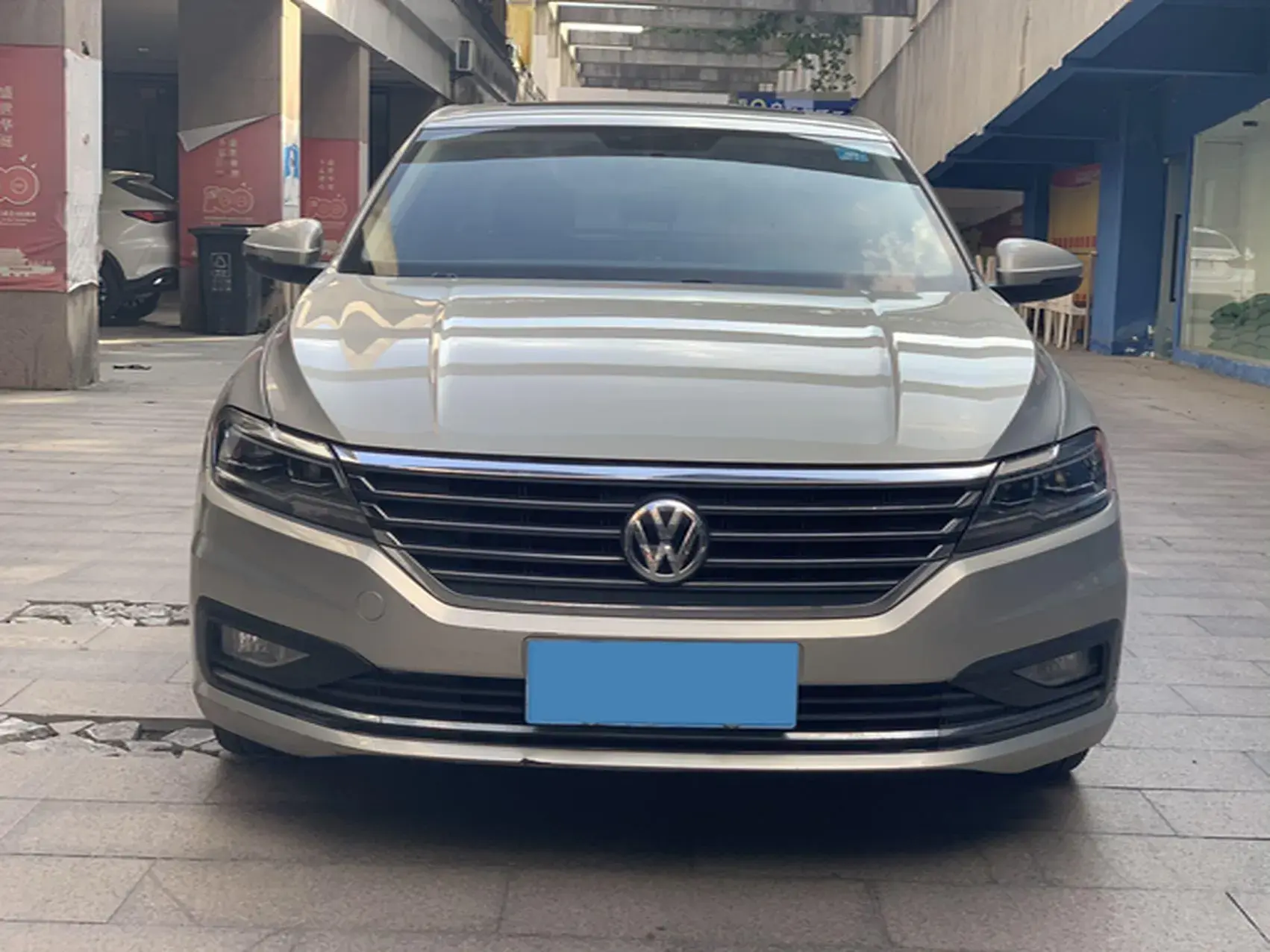 2018 VOLKSWAGEN LAVIDA thumbnail 3