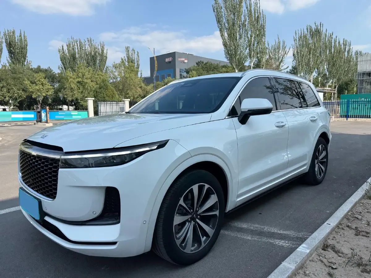 2021 Li ONE Range Extended 131HP REEV 40.5KWH