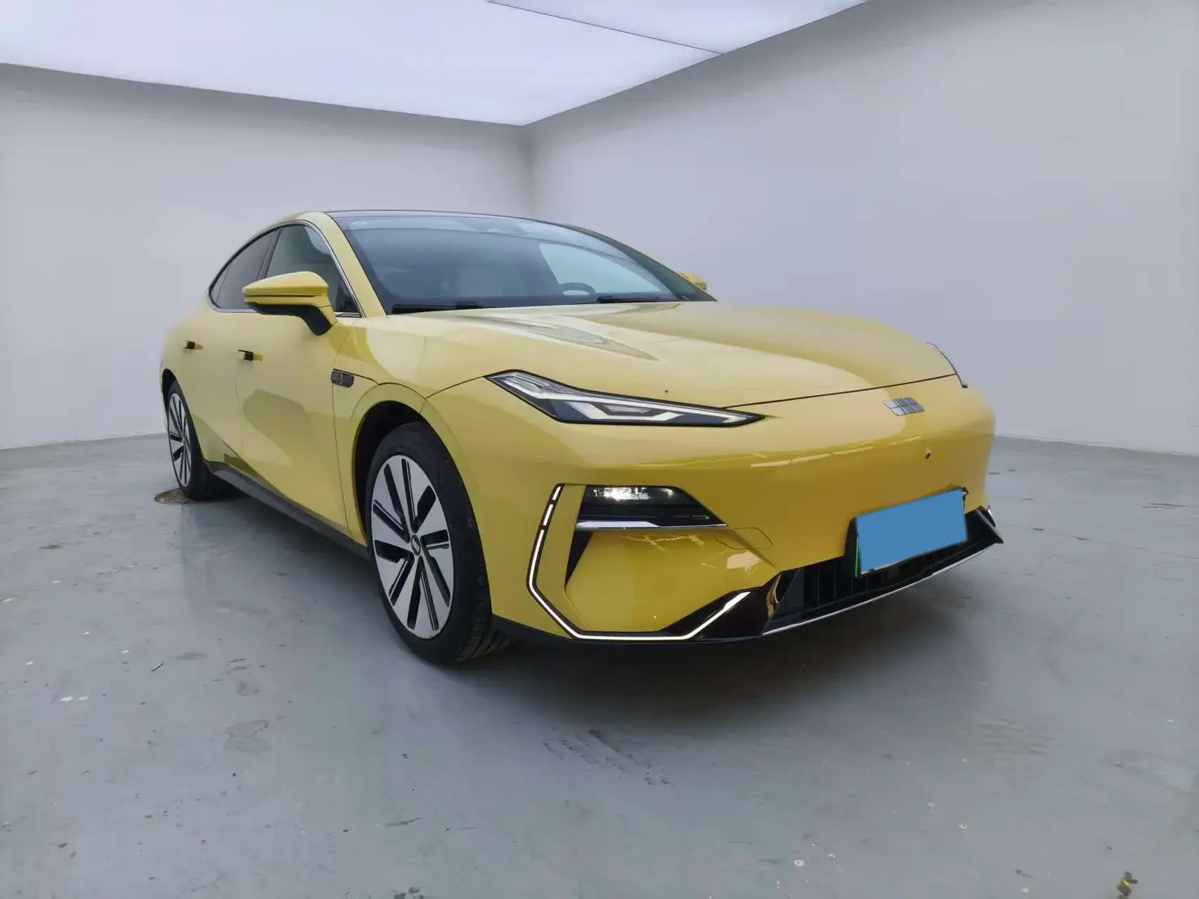 2024 GEELY GALAXY thumbnail 2