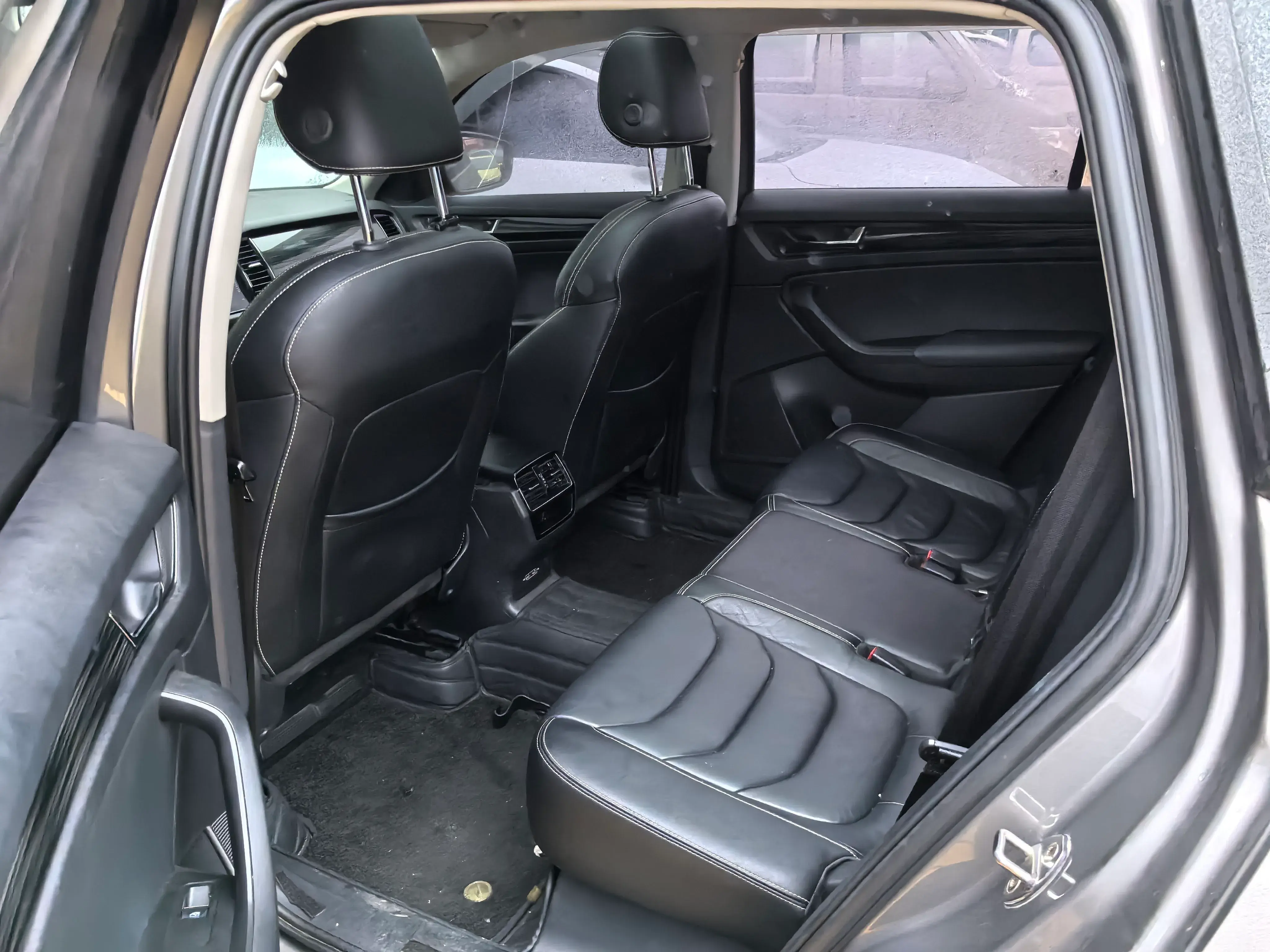 2018 SKODA KODIAK thumbnail 3