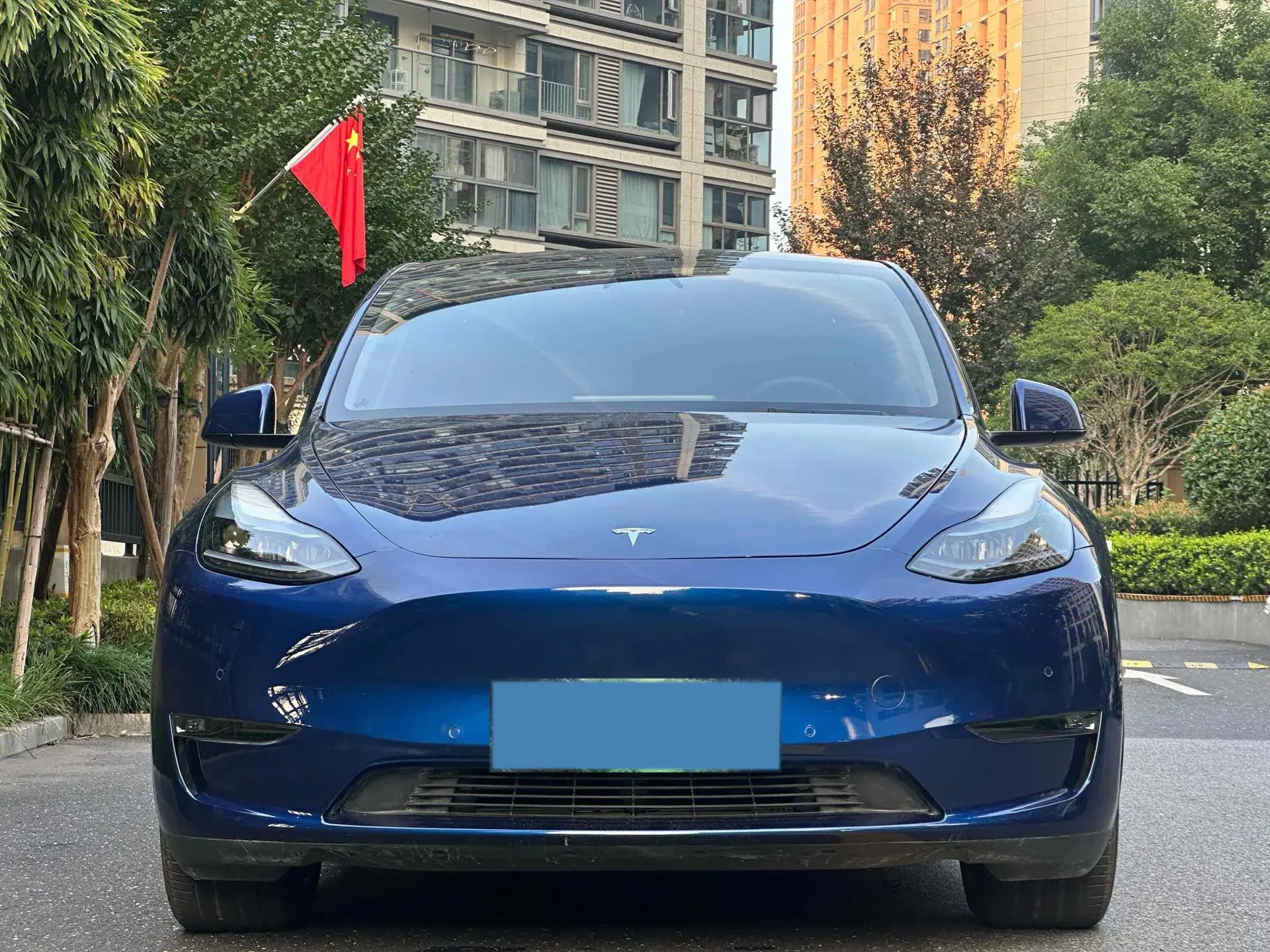 2021 TESLA MODEL thumbnail 2