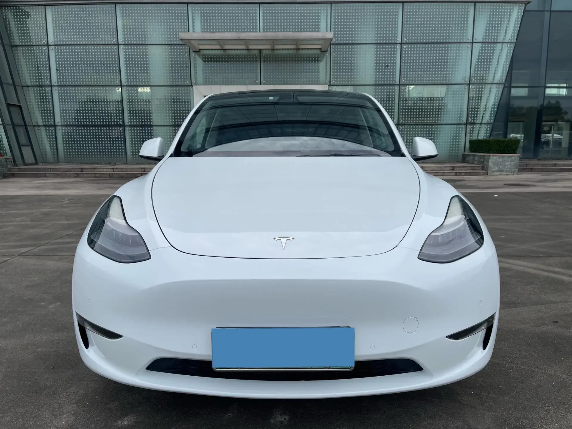 2021 TESLA MODEL thumbnail 2