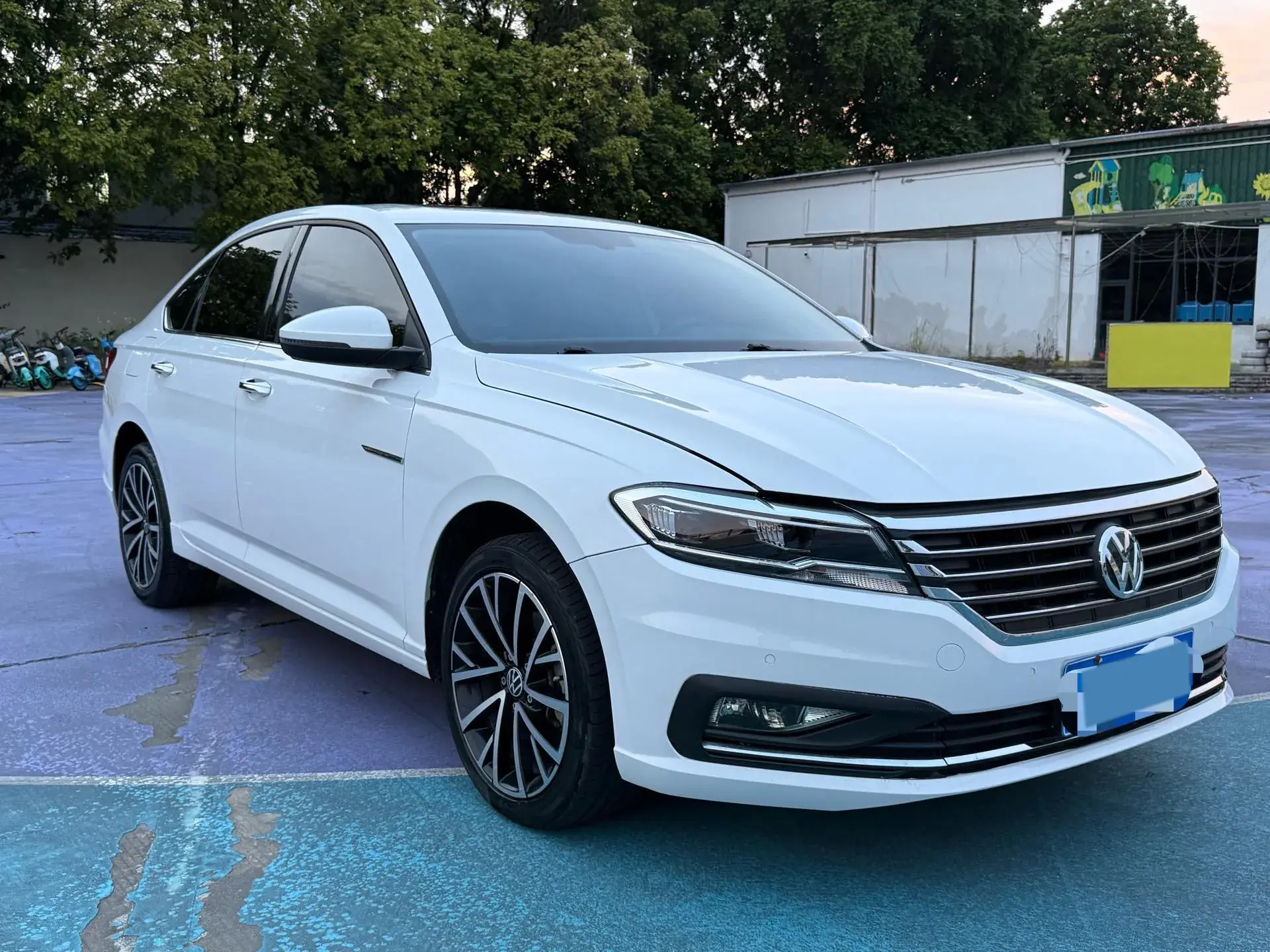 2019 VOLKSWAGEN LAVIDA thumbnail 3