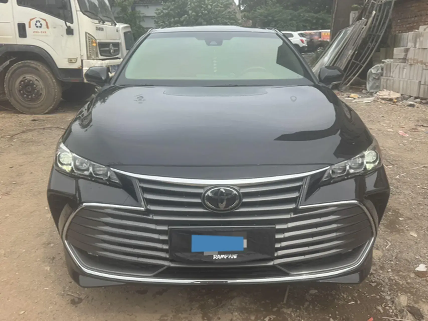 2021 TOYOTA AVALON thumbnail 3