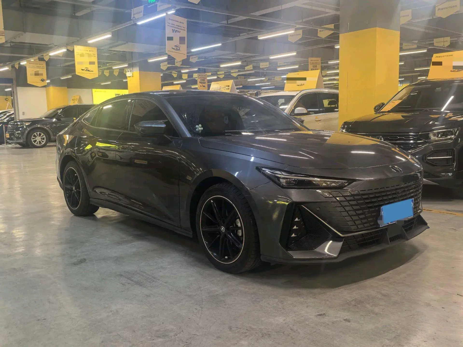 2022 CHANGAN UNI-V thumbnail 3