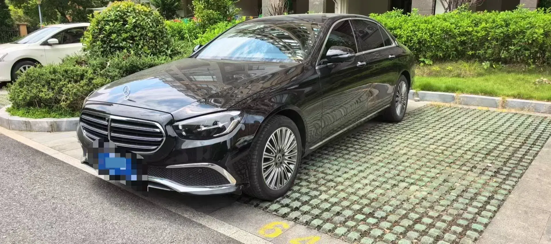 2023 MERCEDES-BENZ E view 1