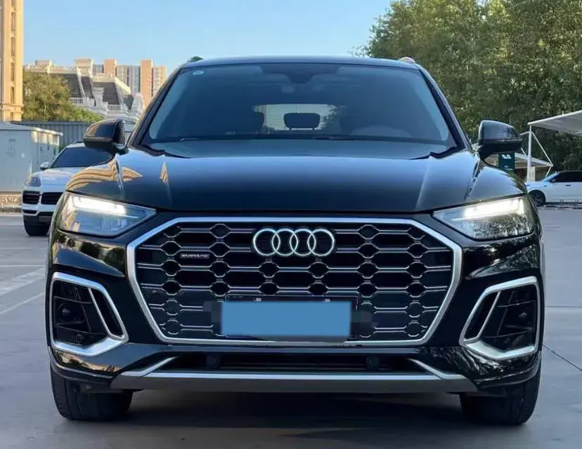 2022 AUDI Q5L thumbnail 2