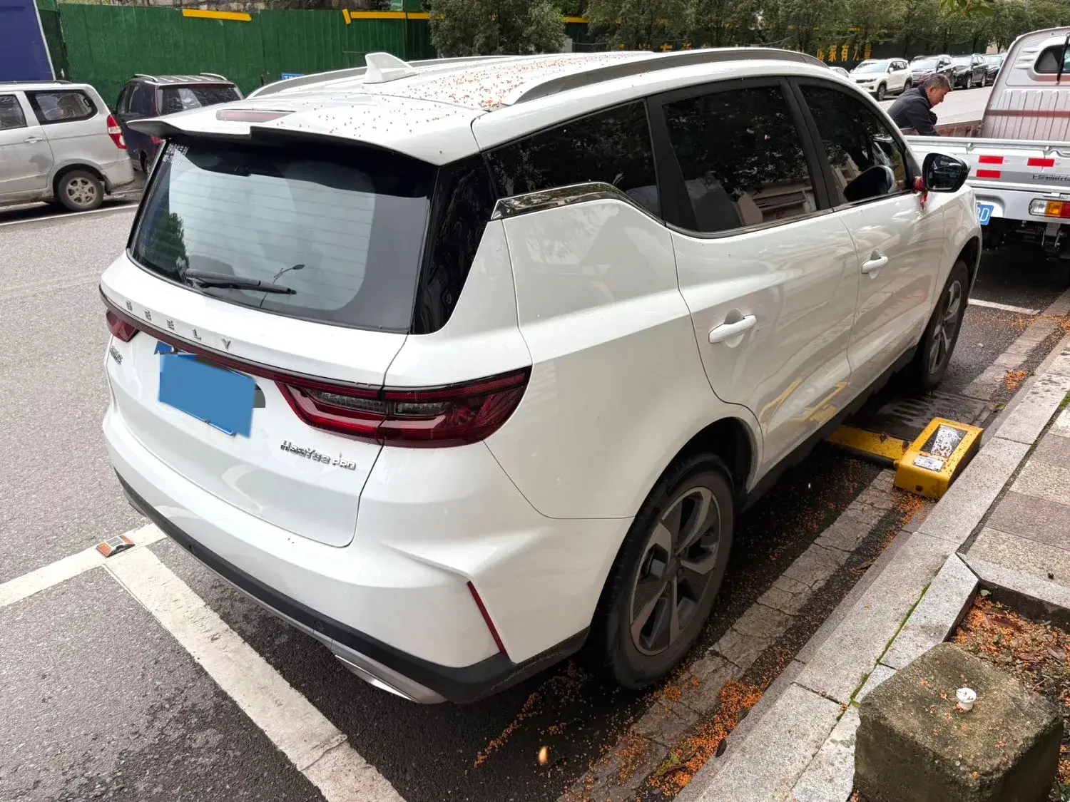 2024 GEELY OKAVANGOPRO thumbnail 4