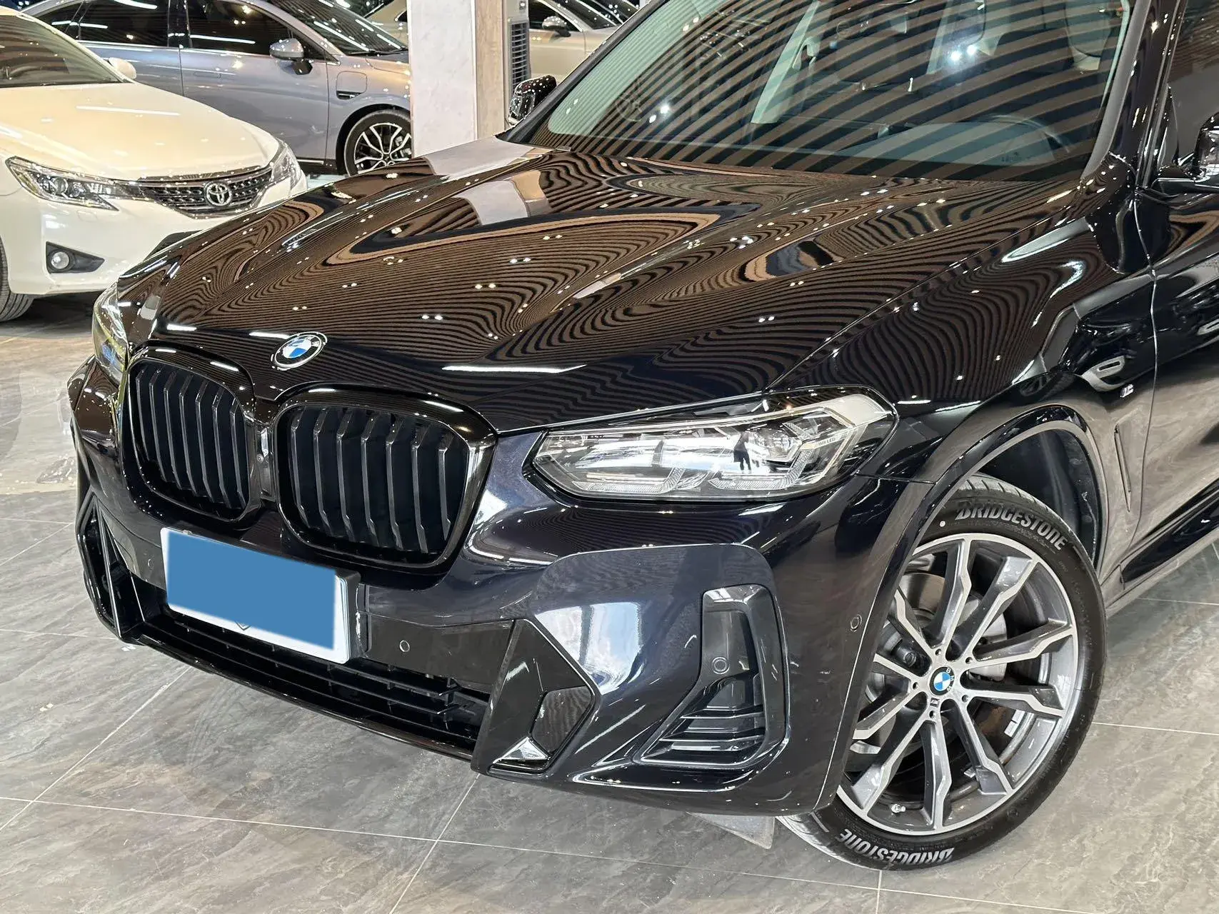 2023 BMW X3 thumbnail 2